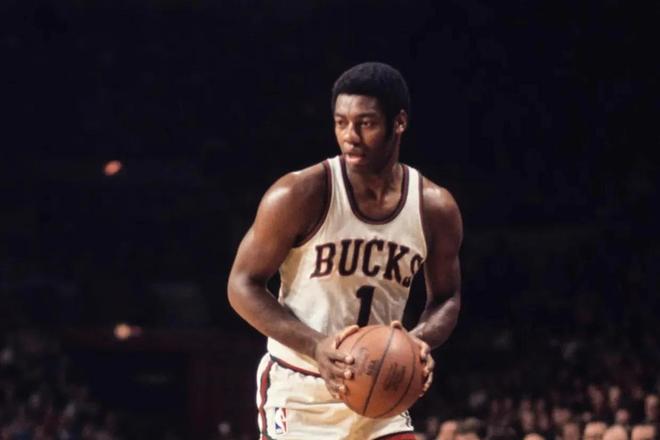 多故事线叙 多故事线叙