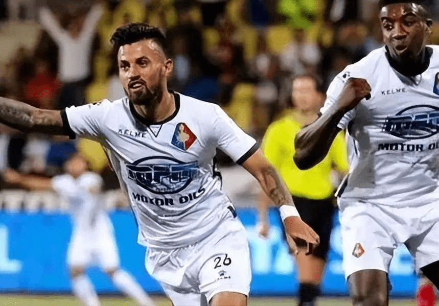 他的后排插 他的后排插